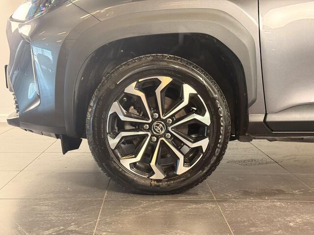 Toyota YARIS Cross 1.5 Hybrid 115 First Edition | Winterpakket | Apple Carplay |