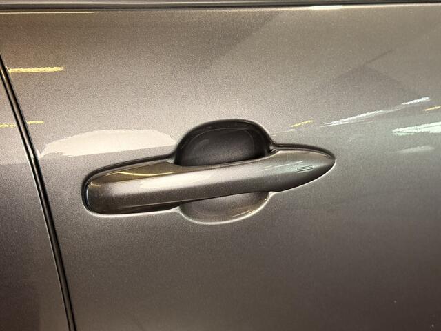 Toyota YARIS Cross 1.5 Hybrid 115 First Edition | Winterpakket | Apple Carplay |