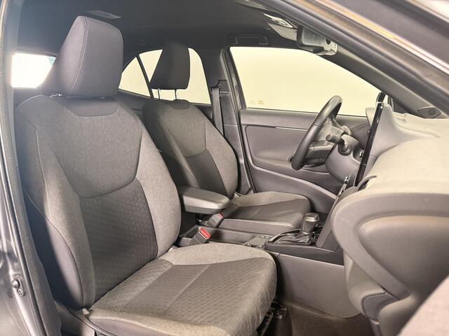 Toyota YARIS Cross 1.5 Hybrid 115 First Edition | Winterpakket | Apple Carplay |