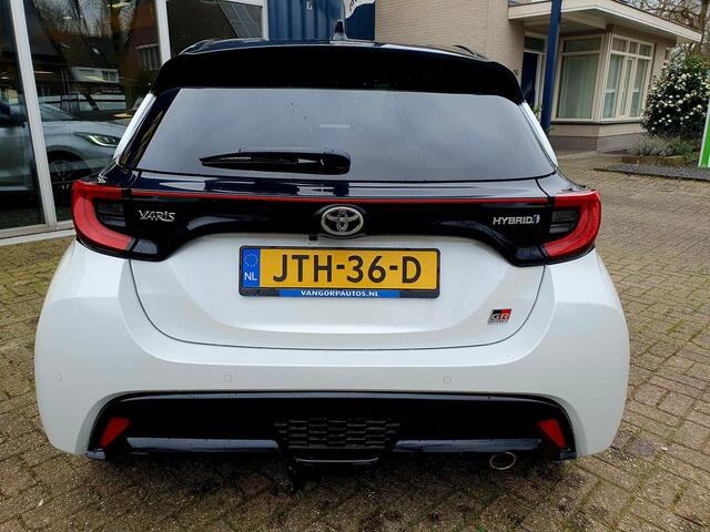 Toyota YARIS 1.5 Hybrid GR Sport All-in prijs!