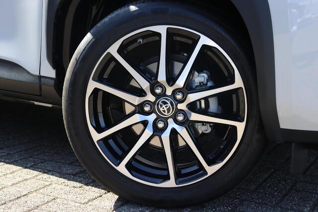 Toyota YARIS Cross 1.5 Hybrid GR Sport, Head up display, JBL-audio, Stuurverwarming, Parkeersensoren