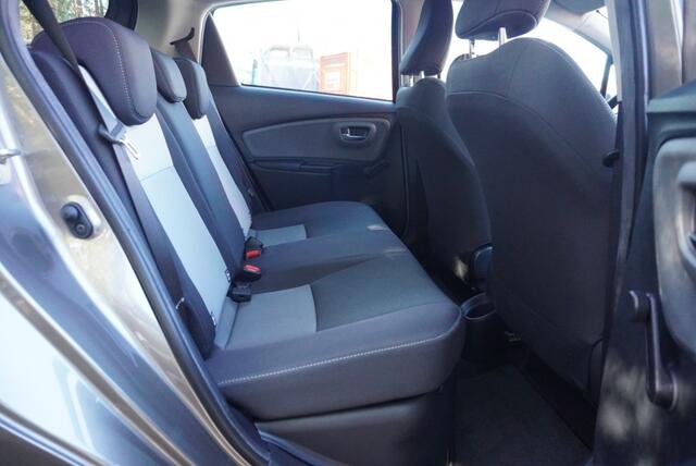 Toyota YARIS 1.5 Hybrid Active Automaat | NAP | Navigatie | Camera | Clima