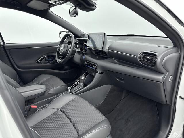 Toyota YARIS 1.5 Hybrid Dynamic Executive