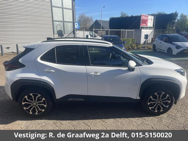 Toyota YARIS Cross 1.5 Hybrid 115 Dynamic | Stuur- & Stoelverwarming | Apple Carplay & AndroidAUTO | Camera