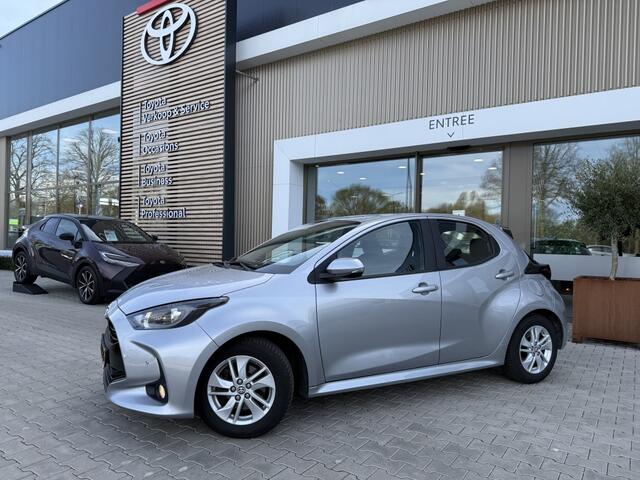 Toyota YARIS 1.5 Hyb. Active | PDC v/a | Stoelverwarm. | Camera |