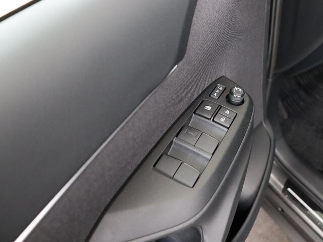 Toyota YARIS Cross 1.5 Hybrid First Edition Limited | Stoel en stuurverwarming |