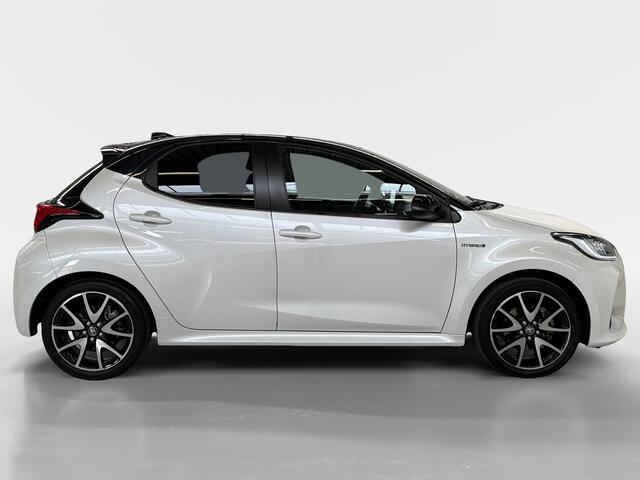 Toyota YARIS 1.5 Hybrid Launch Edition I Trekhaak I Half-Leder I Stoelverwaming I Camera