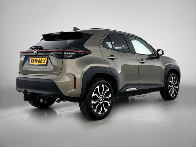 Toyota YARIS Cross 1.5 Hybrid 130 Executive | BTW Voertuig | Stoel en stuurwielverwarming | Onderweg-naar-dealer