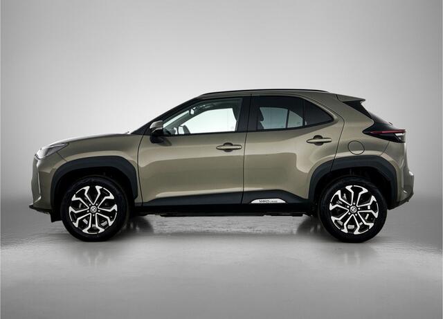 Toyota YARIS Cross 1.5 Hybrid 130 Executive | BTW Voertuig | Stoel en stuurwielverwarming | Onderweg-naar-dealer