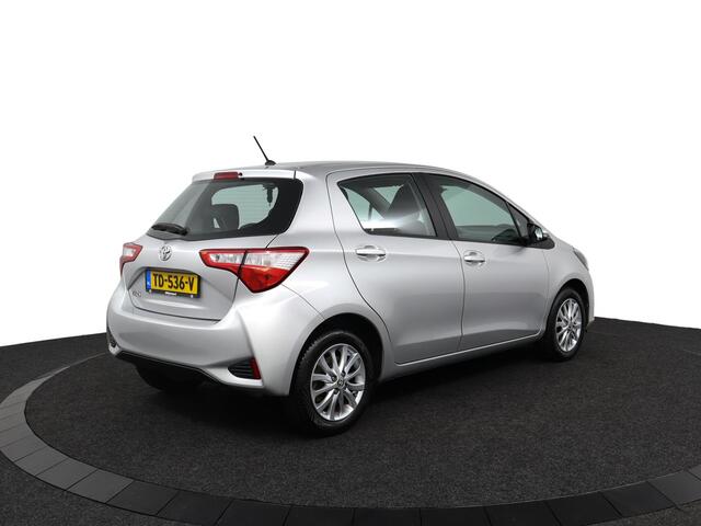Toyota YARIS 1.0 VVT-i Aspiration | Bluetooth telefoonvoorbereiding | radio-CD-USB | LM velg |