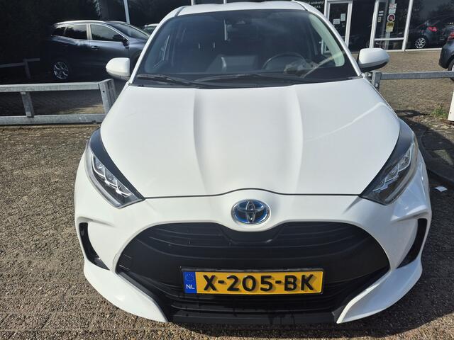 Toyota YARIS 1.5 Hybrid Dynamic TREKHAAK