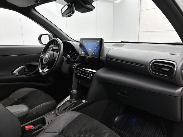 Toyota YARIS Cross 1.5 Hybrid GR Sport | Dealeronderhouden | Sportief uitgevoerd | Stoelverwarming | Onderweg-naar-dealer