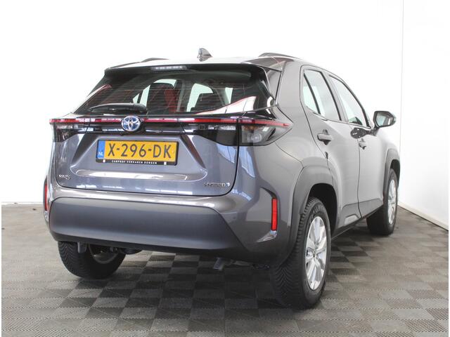 Toyota YARIS Cross 1.5 Hybrid Business CLIMATE | ADAPCRUISE | LMV16 | NAVI | CARPLAY | LED | CAMERA | DAB