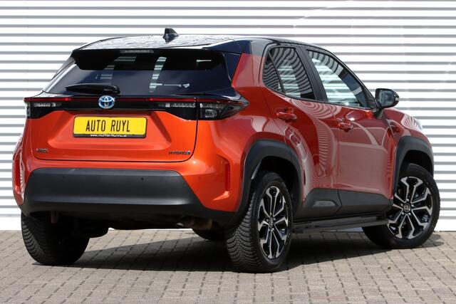 Toyota YARIS Cross 1.5 Hybrid Spicy Edition Bi-Tone