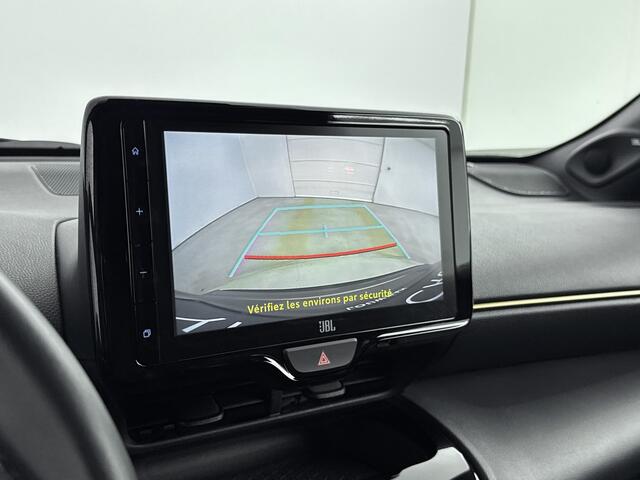 Toyota YARIS Cross 1.5 Hybrid Adventure | Trekhaak | Parkeersensoren | JBL-Audio |