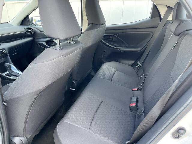 Toyota YARIS 1.5 Hybrid Active NL Auto Carplay Clima Adpt Cruise