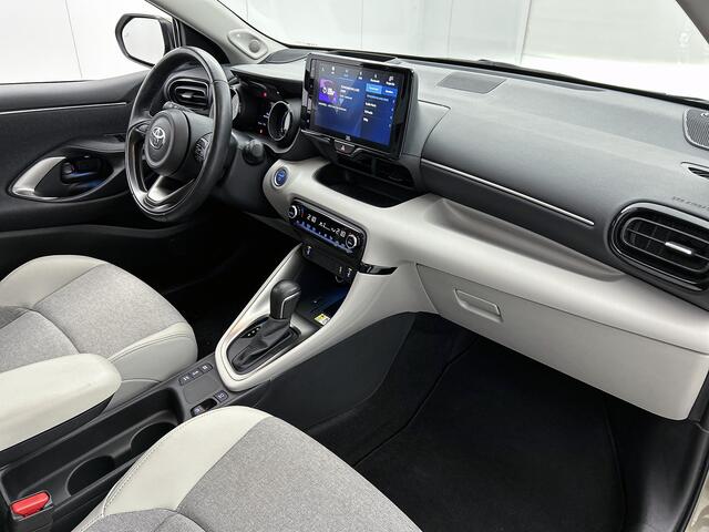 Toyota YARIS 1.5 Hybrid Executive Limited + | Dealeronderhouden | Premium interieur |