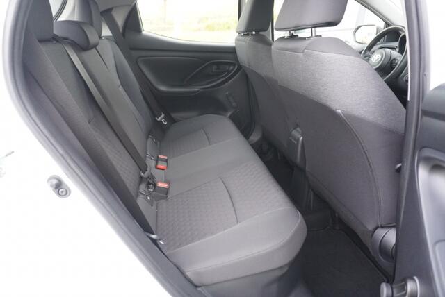 Toyota YARIS 1.5 Hybrid Active Navigatie | CarPlay | Clima | ACC | NAP | Came