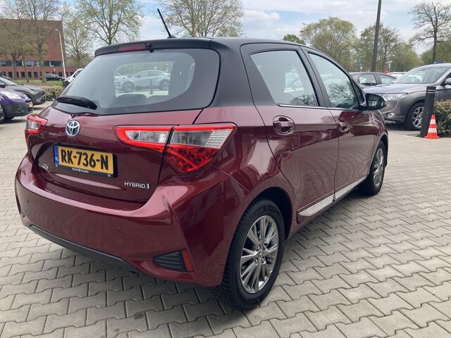 Toyota YARIS 1.5 Hybride Executive | Bi-Tone | All Season | Pdc (37420KM)