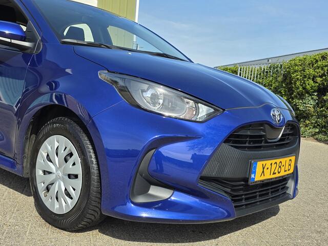 Toyota YARIS 1.5 VVT-i Active, Camera! Carplay! NL auto! Zondag OPEN!