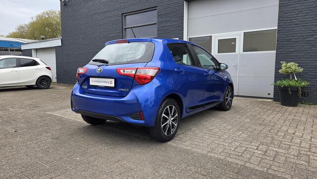 Toyota YARIS 1.5 Hybrid Team D | NAVIGATIE | WINTERPAKKET | CAMERA | VOLLEDIGE ONDERHOUDSHISTORIE