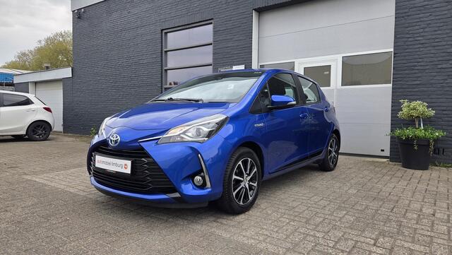 Toyota YARIS 1.5 Hybrid Team D | NAVIGATIE | WINTERPAKKET | CAMERA | VOLLEDIGE ONDERHOUDSHISTORIE