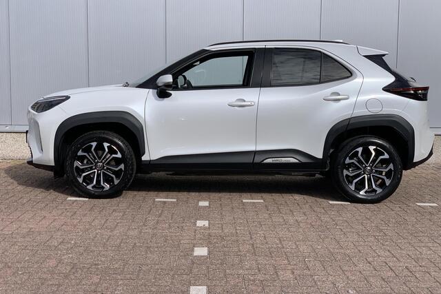 Toyota YARIS Cross 1.5 Hybrid Dynamic | Camera | Apple Carplay | Android Auto | Climate Control