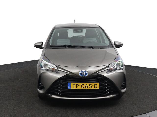 Toyota YARIS 1.5 Hybrid Active Navigatiesysteem | Cruise Control | All season banden |