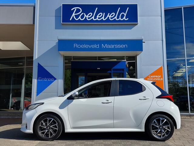 Toyota YARIS 1.5 Hybrid Dynamic | Apple Carplay+Android Auto | Clima | Adap.Cruise | Led Koplampen | Rijstrook+Licht+Regensensor | Achteruitrijcamera | Stoelverwarming | Mistlampen | Privacy Glass |16''lm