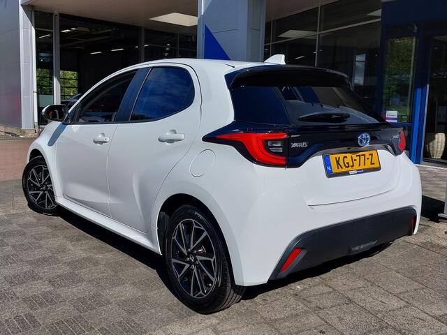 Toyota YARIS 1.5 Hybrid Dynamic | Apple Carplay+Android Auto | Clima | Adap.Cruise | Led Koplampen | Rijstrook+Licht+Regensensor | Achteruitrijcamera | Stoelverwarming | Mistlampen | Privacy Glass |16''lm