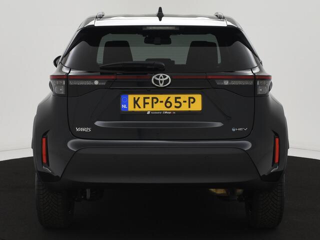 Toyota YARIS Cross 1.5 Hybrid 130PK Dynamic BLIS|PDC|ACC|CAMERA|LED|STOEL+STUURVERW|17INCH
