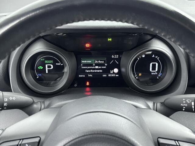 Toyota YARIS 1.5 Hybrid Dynamic | Apple Carplay-Android Auto | 16" Lichtmetalen velgen | Achteruitrijcamera |
