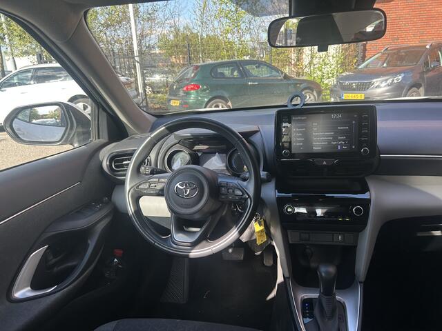 Toyota YARIS Cross 1.5 Hybrid Comfort // LED // APPLE CARPLAY / ANDROID AUTO // ADAPTIVE CRUISE // CLIMA // CAMERA