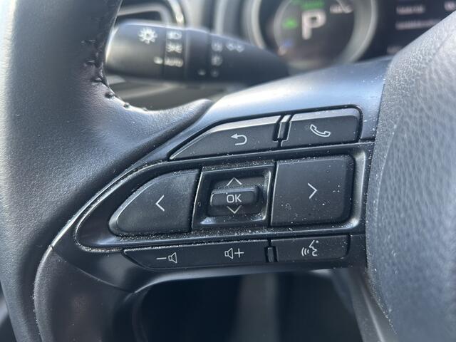Toyota YARIS Cross 1.5 Hybrid Comfort // LED // APPLE CARPLAY / ANDROID AUTO // ADAPTIVE CRUISE // CLIMA // CAMERA