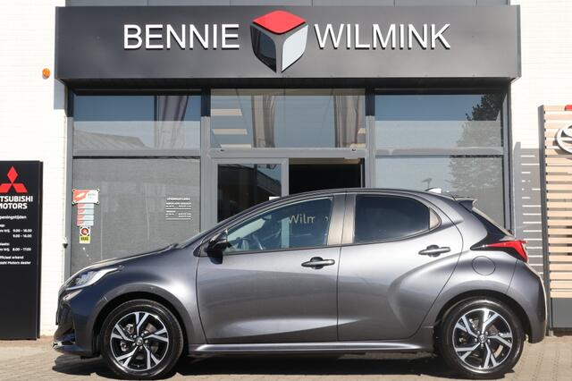 Toyota YARIS 1.5 Hybrid 115 First Edition Stuur en stoelverwarming