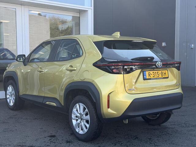 Toyota YARIS Cross 1.5 Hybrid Active | Apple Carplay & Android auto | Camera | LMV | NL-auto door ons geleverd | 100% dealeronderhouden | garantie tot 2032!