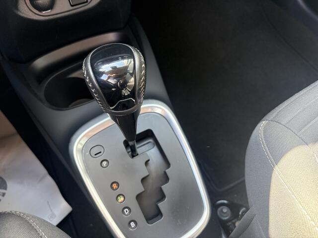 Toyota YARIS 1.5 Hybrid Aspiration, climate/cruise control