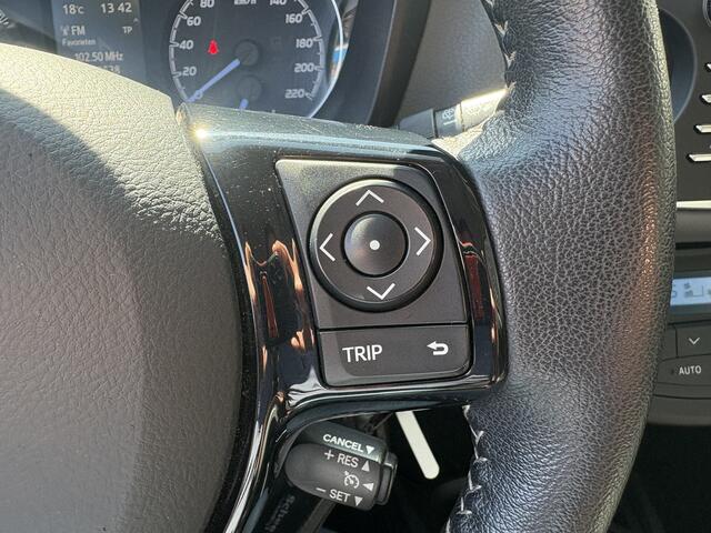 Toyota YARIS 1.5 Hybrid Aspiration, climate/cruise control