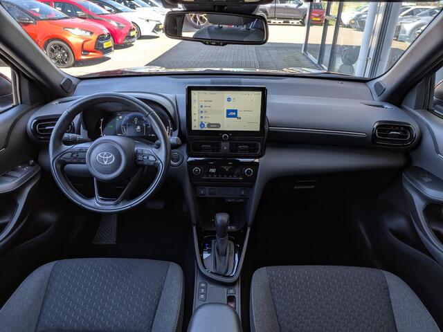 Toyota YARIS Cross 1.5 Hybrid 115 First Edition | Stoel- Stuurverwarming | Keyless | ACC | Camera | Led | Qi-lader