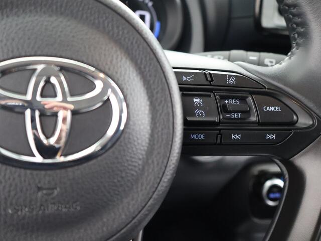 Toyota YARIS 1.5 Hybrid 115 Dynamic | NIEUW & DIRECT LEVERBAAR | PRIJS INCL. ALLE ACTIES | MEERDERE KLEUREN OP VOORRAAD |
