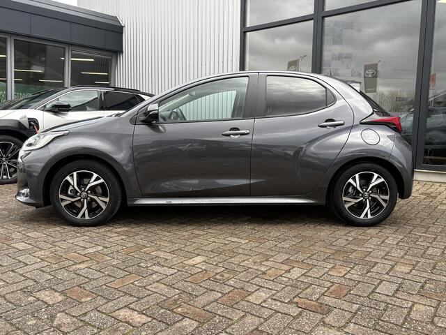 Toyota YARIS 1.5 Hybrid 115 Dynamic Comfort Pack | Stoel- Stuurverw. | Dodehoek | PDC V+A | Keyless | Camera | ACC