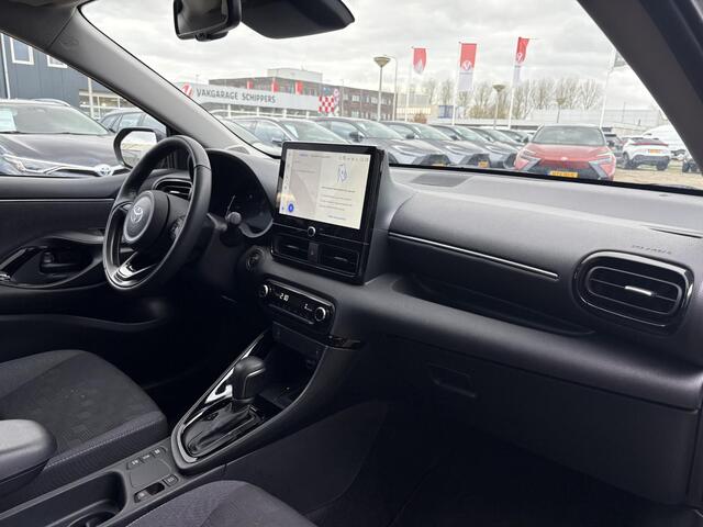 Toyota YARIS 1.5 Hybrid 115 Dynamic Comfort Pack | Stoel- Stuurverw. | Dodehoek | PDC V+A | Keyless | Camera | ACC