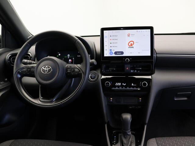 Toyota YARIS Cross 1.5 Hybrid 115 Dynamic | Stoel- en stuurwielverwarming | Voorruitverwarming | LMV | Achteruitrijcamera |