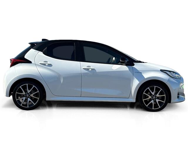 Toyota YARIS 1.5 Hybrid Executive ? LED ? ACC ? Stoelverwarming