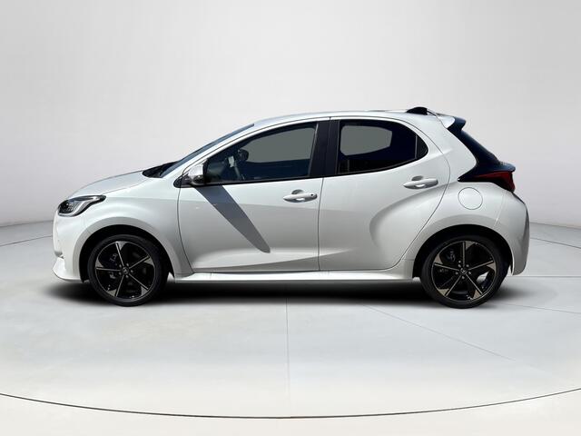 Toyota YARIS 1.5 Hybrid 130 Executive **PLATINUM PEARL WHITE/ NIEUWE AUTO/ DIRECT LEVERBAAR**