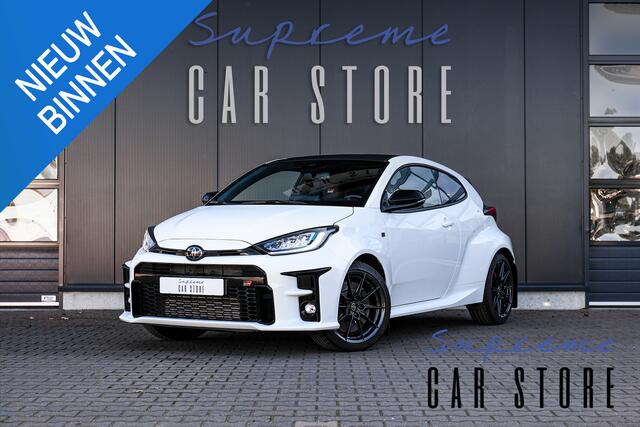 Toyota YARIS Yaris 1.6 GR 4WD | Pure White | 18 inch | Fabrieksgarantie!