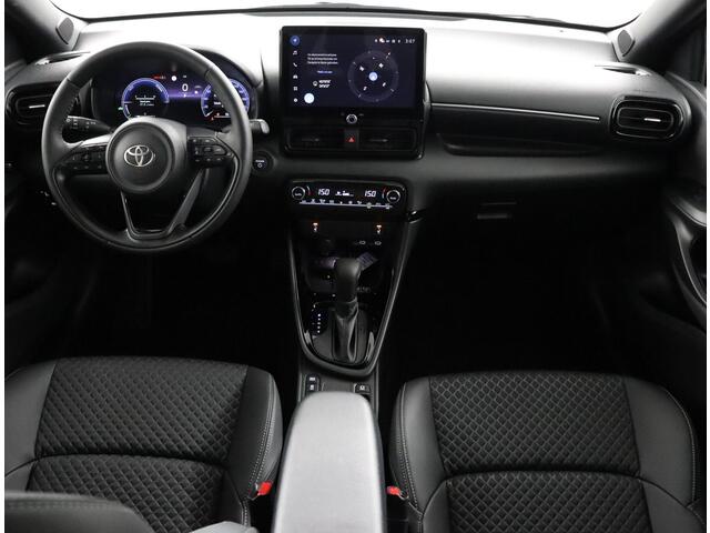 Toyota YARIS 1.5 Hybrid 130 Executive | ¤3.500 korting! | Splinternieuw | 10 jaar garantie! |