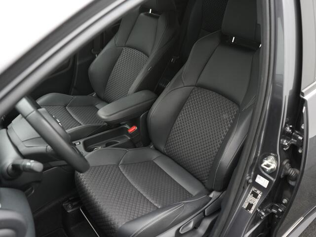 Toyota YARIS 1.5 Hybrid Executive | Stoelverwarming | Draadloze oplader | Blind Spot |