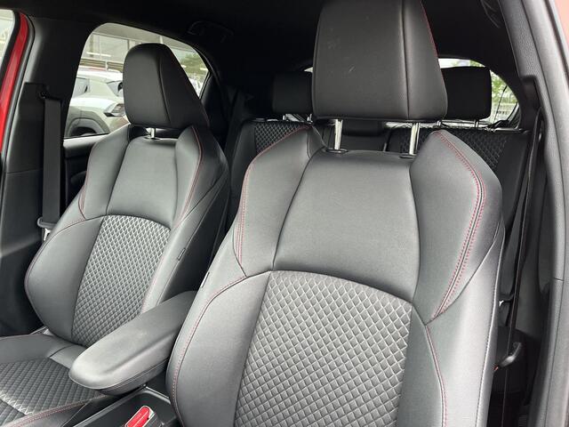 Toyota YARIS 1.5 Hybrid Executive | All-in prijs | Automaat | Apple/ Android auto