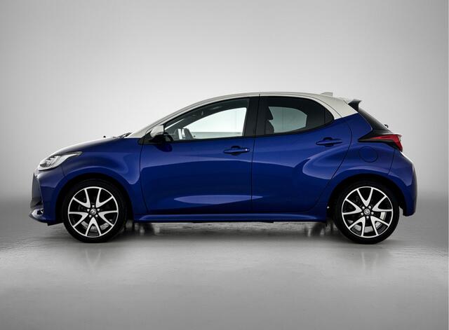 Toyota YARIS 1.5 Hybrid Executive | Lederen bekleding | Head-up display | Onderweg-naar-dealer
